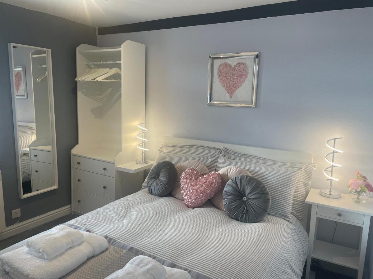 Courtyard Holiday Apartments بيلبير المظهر الخارجي الصورة