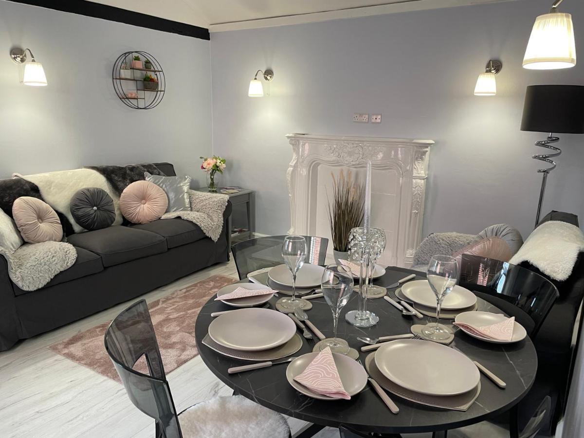 Courtyard Holiday Apartments بيلبير المظهر الخارجي الصورة