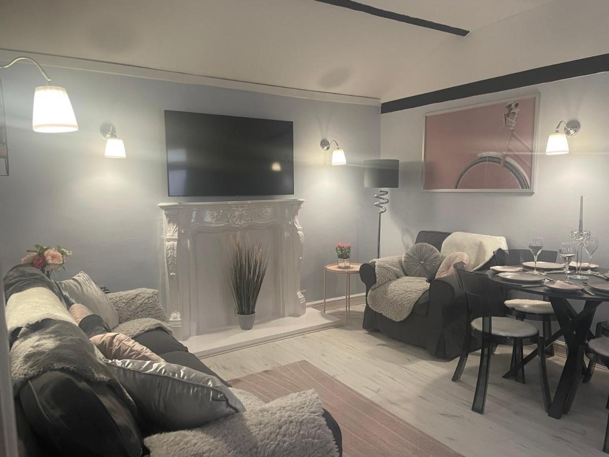 Courtyard Holiday Apartments بيلبير المظهر الخارجي الصورة