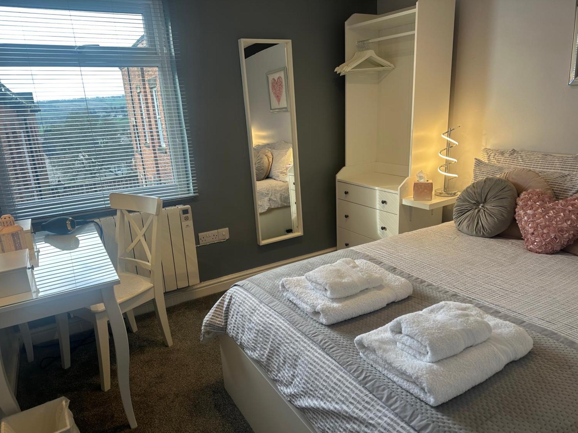 Courtyard Holiday Apartments بيلبير المظهر الخارجي الصورة