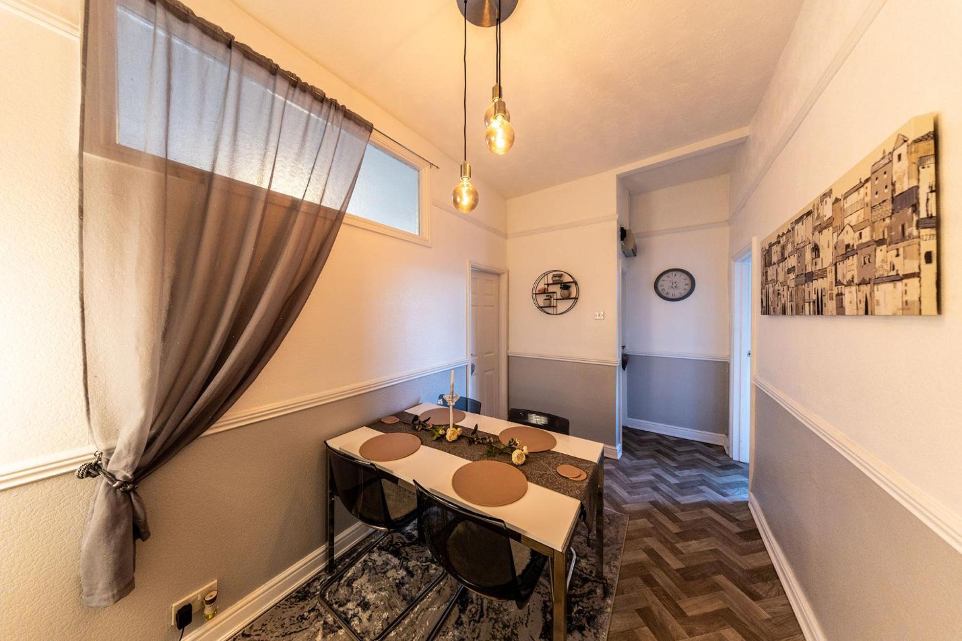 Courtyard Holiday Apartments بيلبير المظهر الخارجي الصورة